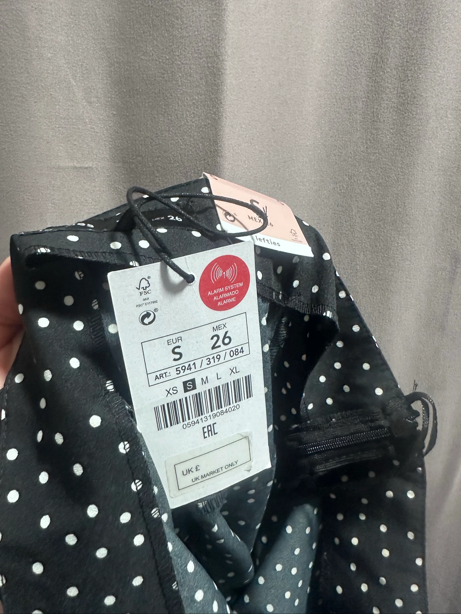 Kleine zwarte jurk met stippen maat s nieuw – photo 2